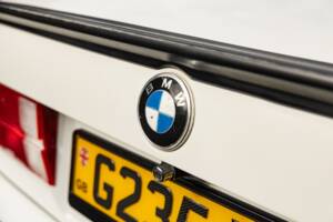 Afbeelding 23/48 van BMW 325i (1990)