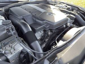 Image 59/89 of Mercedes-Benz SL 500 (2002)