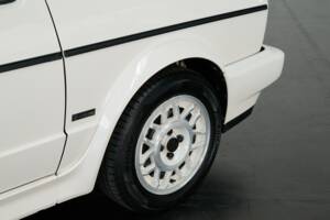 Image 39/50 of Volkswagen Golf Mk I Convertible 1.8 (1989)