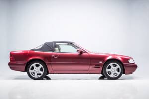 Image 7/45 of Mercedes-Benz SL 280 "Final Edition" (2001)
