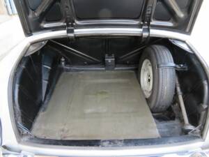 Image 13/19 of Mercedes-Benz 180 b (1960)