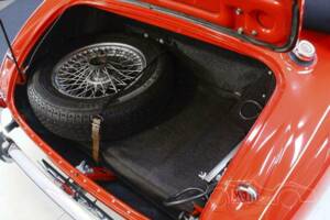 Image 17/19 of Austin-Healey 3000 Mk III (BJ8) (1966)