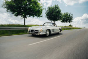 Image 2/7 de Mercedes-Benz 300 SL Roadster (1958)