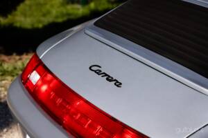 Immagine 55/73 di Porsche 911 Carrera (1995)
