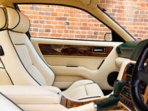Imagen 39/80 de Aston Martin V8 Coupé (1996)