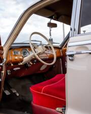 Afbeelding 10/19 van BMW 502 - 3.2 Litre (1961)