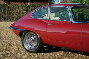 Afbeelding 32/50 van Jaguar E-Type (1968)