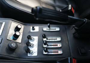 Image 52/61 of Ferrari 308 GTBi (1982)
