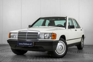 Image 3/50 of Mercedes-Benz 190 D (1985)