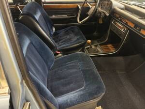 Bild 17/37 von BMW 3,0 S (1973)
