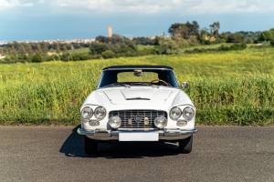 Bild 2/42 von Lancia Flaminia GT 2.8 3C Touring (1966)