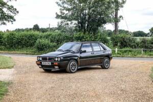Image 21/35 of Lancia Delta HF Integrale (1991)