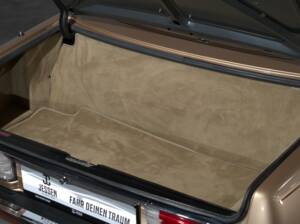 Image 28/47 de Mercedes-Benz 560 SL (1987)