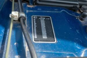 Image 37/50 of Jaguar XKR (2000)