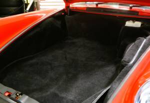 Image 42/47 of Porsche 911 Carrera 3.2 (1989)