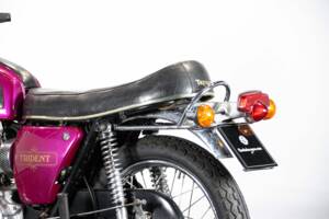 Image 13/50 de Triumph T 150 V Trident (1974)