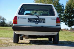 Immagine 6/29 di Volkswagen Polo II Hatchback 1.0 (1989)
