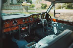 Image 38/42 of Rolls-Royce Silver Shadow II (1977)