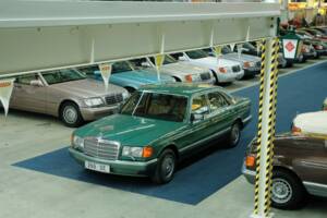Bild 5/50 von Mercedes-Benz 260 SE (1990)