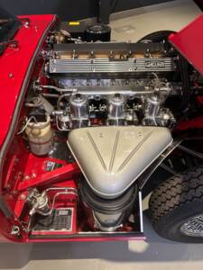 Afbeelding 61/95 van Jaguar XK-E (1970)