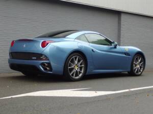Image 3/49 of Ferrari California (2010)