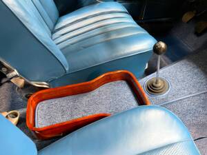 Image 16/18 of Mercedes-Benz 220 SE b (1962)