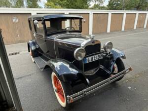 Imagen 1/8 de Ford Model A Tudor Sedan (1930)