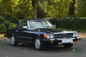Image 24/50 de Mercedes-Benz 380 SL (1982)