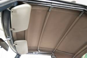 Bild 30/48 von Mercedes-Benz 280 SL (1968)