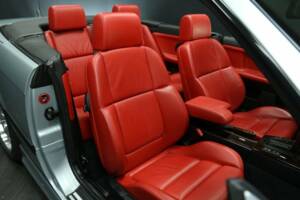 Immagine 28/50 di BMW 328i (1997)