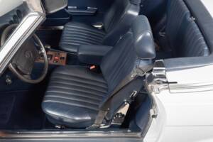 Bild 34/46 von Mercedes-Benz 420 SL (1985)