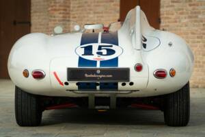 Immagine 8/50 di Jaguar D-Type (1977)