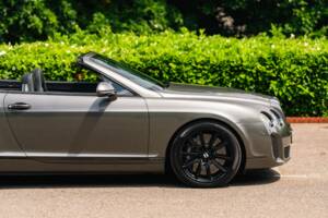 Immagine 10/50 di Bentley Continental GTC (2010)