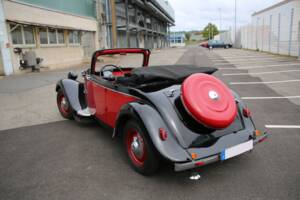 Immagine 43/45 di Citroën Traction Avant 11 BL (1952)