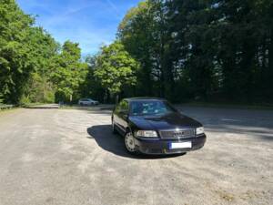 Bild 2/25 von Audi A8 4.2 quattro (2001)