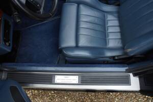 Image 43/50 of Aston Martin Virage Volante (1994)