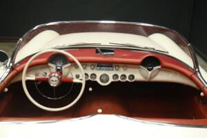 Image 40/50 of Chevrolet Corvette (1954)