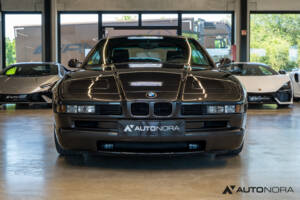 Image 10/46 of BMW 850CSi (1993)