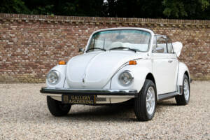 Image 24/50 of Volkswagen Käfer 1303 &quot;Champagne Edition&quot; (1977)