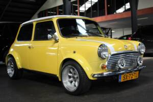 Imagen 1/8 de Mini 1000 (1988)