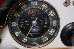 Image 6/31 of Lancia Flaminia GT Touring (1961)