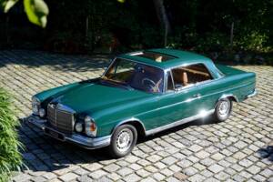 Image 1/17 de Mercedes-Benz 280 SE 3,5 (1970)