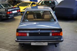 Image 11/56 of BMW 323i (1980)