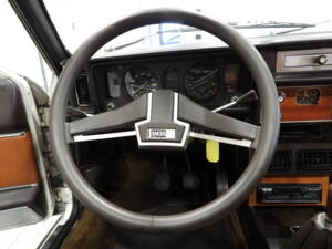 Immagine 21/51 di Lancia Beta Spider 1600 (1977)