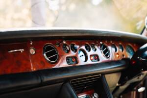 Immagine 34/50 di Rolls-Royce Silver Shadow I (1970)
