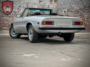 Afbeelding 5/45 van Alfa Romeo Spider Veloce 2000 (1978)