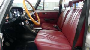 Image 24/34 of Alfa Romeo Giulia Nuova Super 1600 (1974)