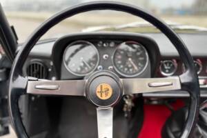 Imagen 12/32 de Alfa Romeo 1750 Spider (1970)