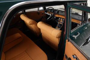 Image 37/83 of Alfa Romeo 1750 Berlina (1970)