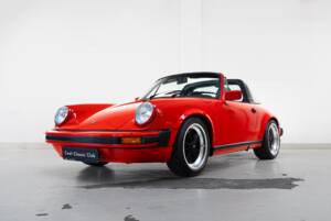Bild 1/31 von Porsche 911 Carrera 3.2 (1988)